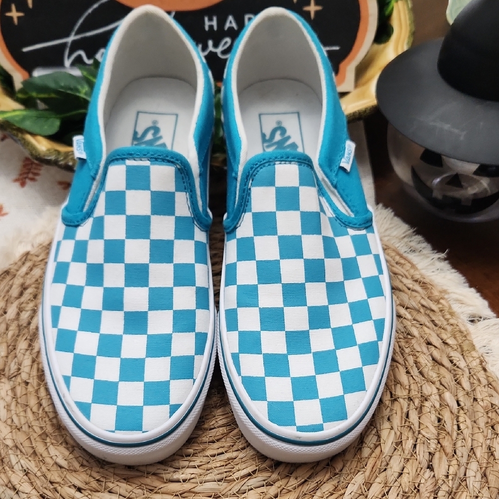 EUC Checkered Womens VANS